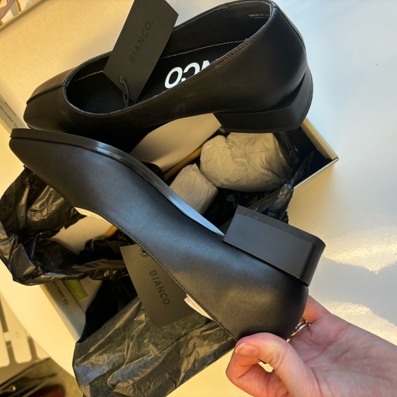 Black flats - Picture 6 of 8